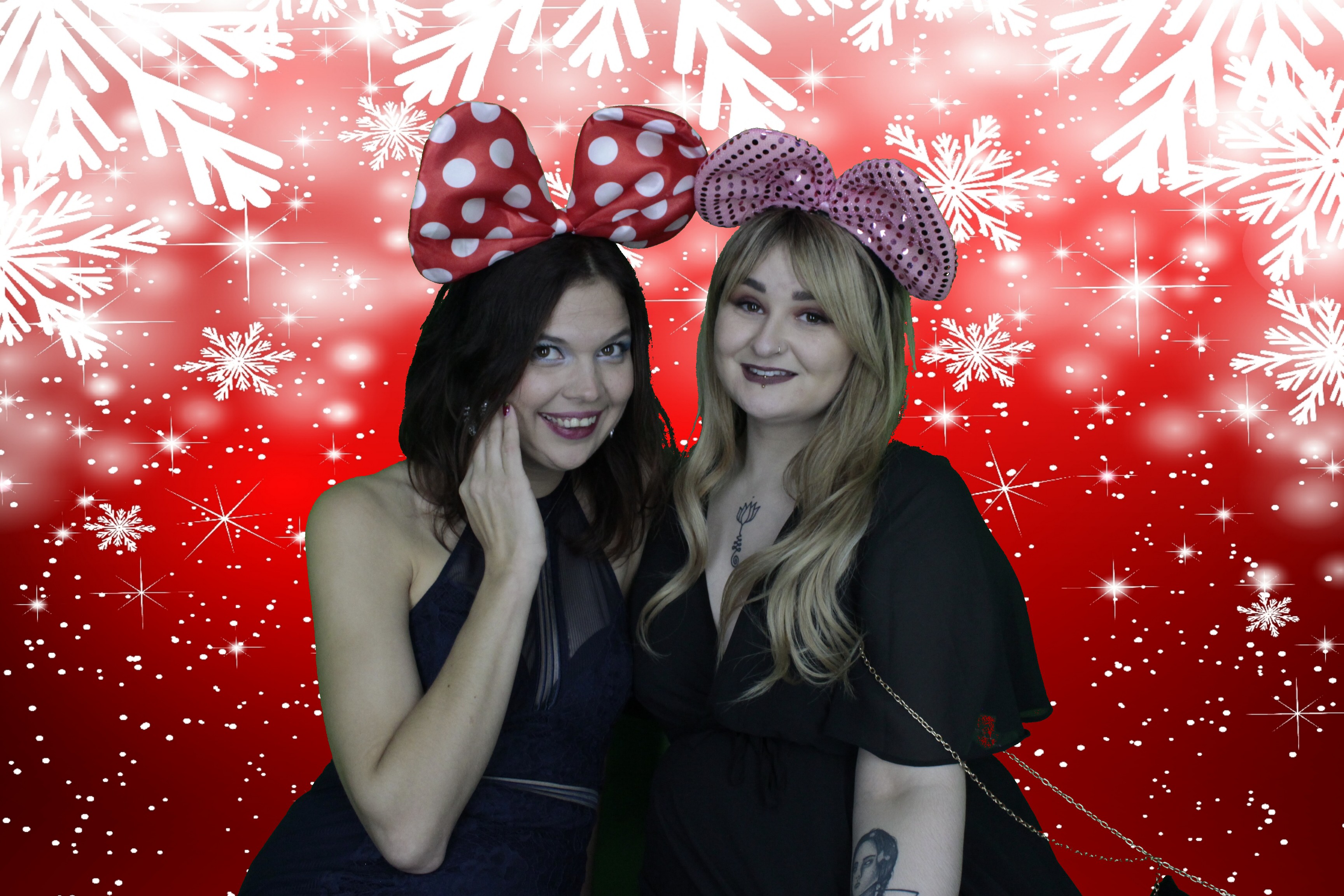 Domestic and General Christmas Party 2019 | View more photos from the event at gallery.myphotoboothexperience.co.uk/u/MyPhotoBoothExperienceLtd/Domestic-and-General-Christmas-Party-2019